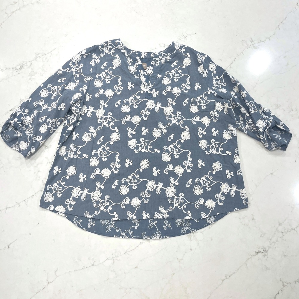 Chicos Embroidered Floral Blouse Womens 16 XL Blue Roll-Tab 3/4 Sleeve Coastal